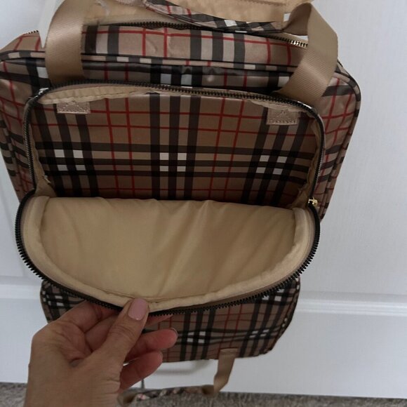 Joy Clean And Chic Expandable Toiletry Case CLASSIC PLAID NWT - Picture 15 of 15